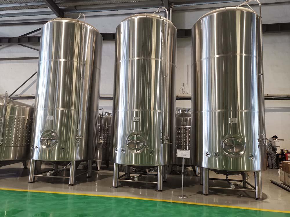 4000L double wall bright beer tank